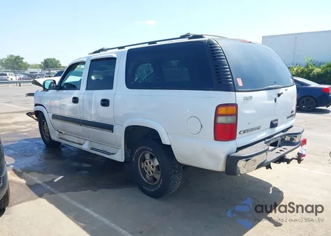 2003 Chevrolet Suburban 1500 Ls из США, поврежденный, VIN 3GNEC16Z43G155599